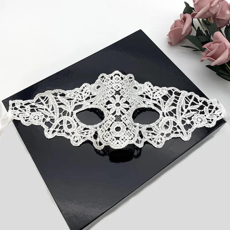 Lace Half Face Mask Simifo