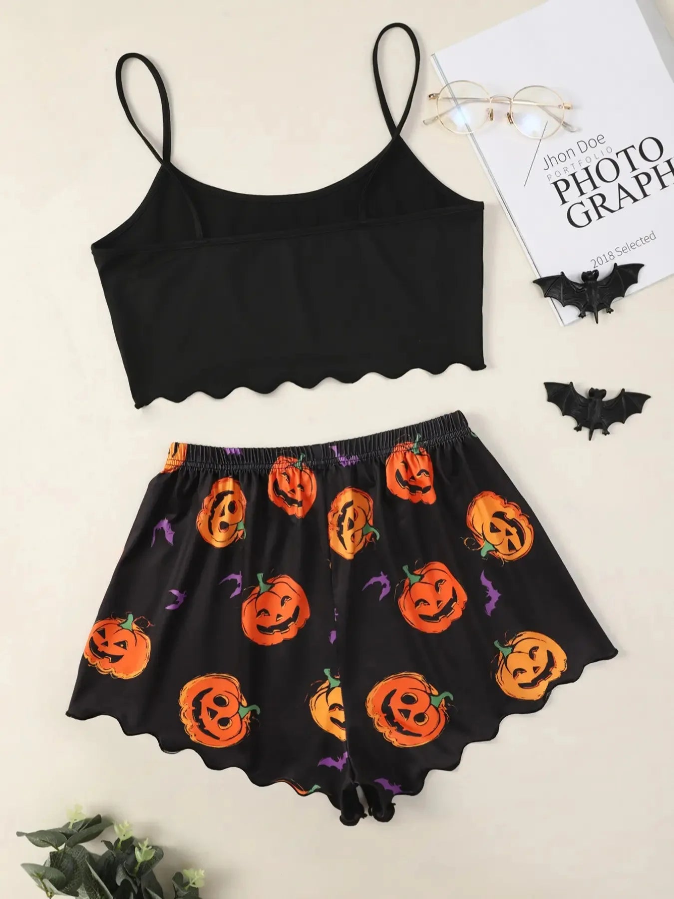 Women's Halloween Pumpkin Print Suspender Pajama Set - Sleeveless Top & Shorts Sleepwear