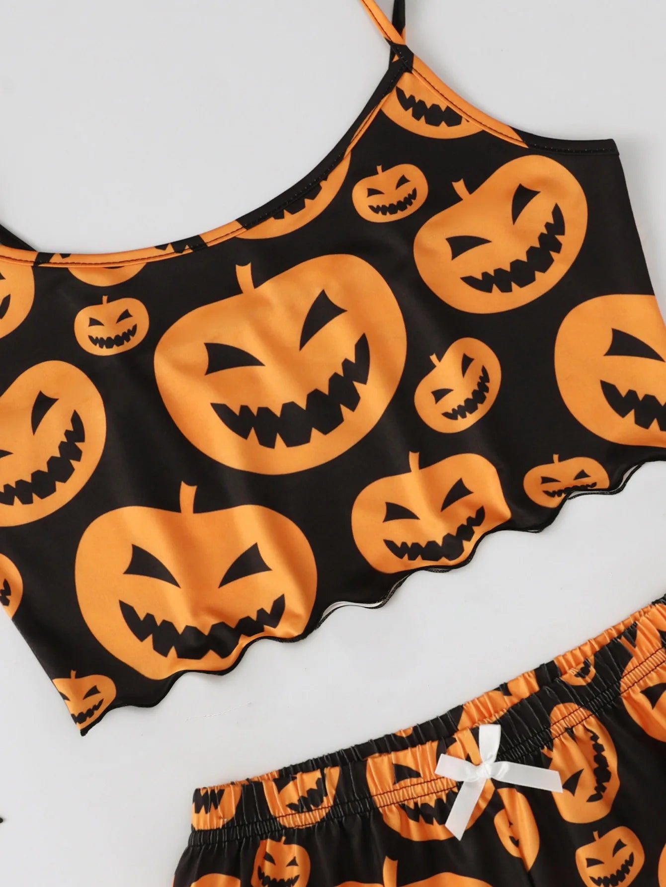 Women's Halloween Pumpkin Print Suspender Pajama Set - Sleeveless Top & Shorts Sleepwear