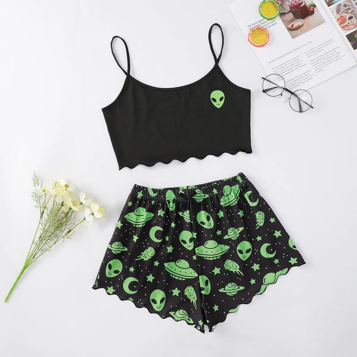 Women's Halloween Pumpkin Print Suspender Pajama Set - Sleeveless Top & Shorts Sleepwear
